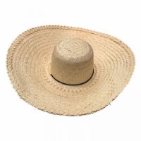 Chapéu De Palha Gigantinho Com Barbelo Vasconcelos