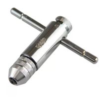 Vira Macho Tipo T Curto 1/8 com Catraca N1 3/8” Rocast