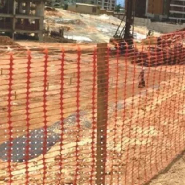 1 Rolo de Tela Tapume Laranja 1,20mx50m Plastcor