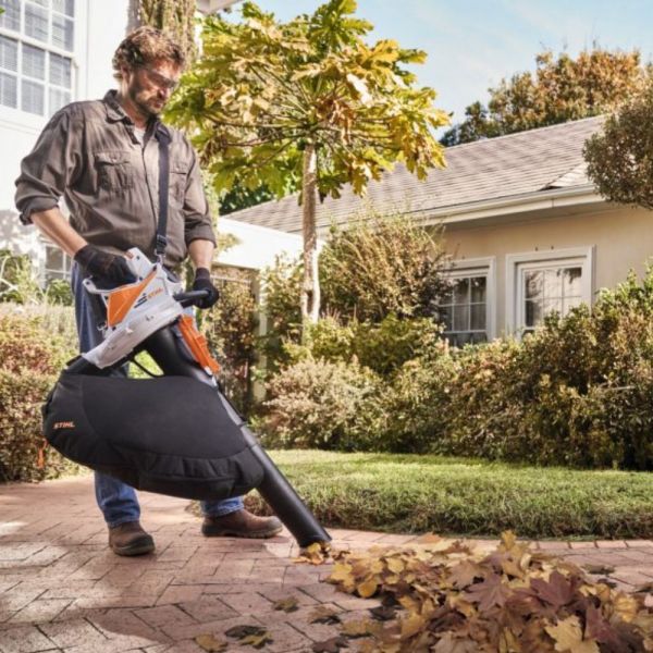 Aspirador e Soprador de Folhas à Bateria SHA 56 Stihl