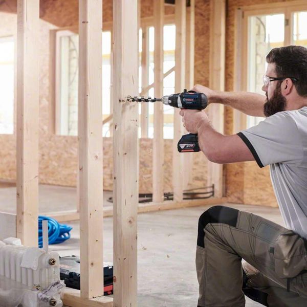 Broca para madeira Bosch Serpentina 8mm (encaixe 1/4