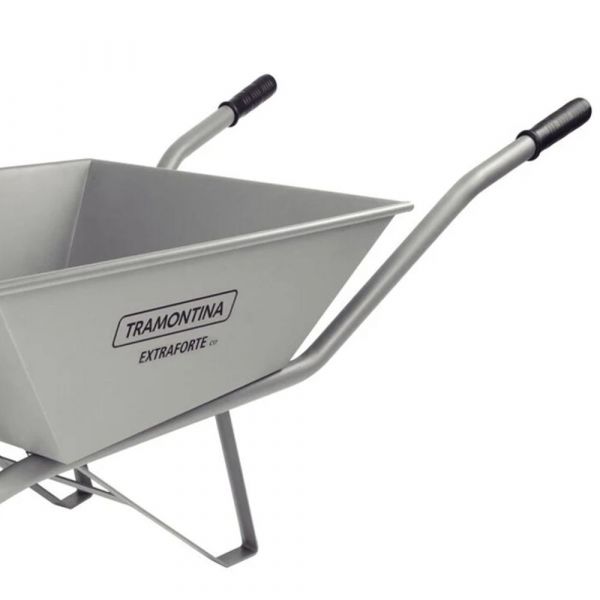 Carrinho de Mão Extraforte Metálica 65L Pneu Maciço Tramontina