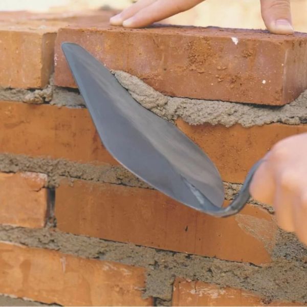 Colher de Pedreiro Com Cabo Madeira 10” Tramontina