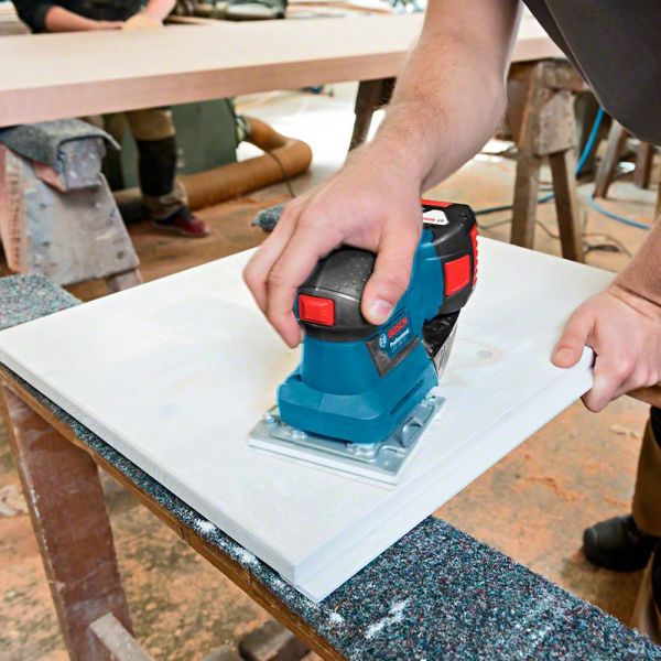 Lixadeira orbital à bateria Bosch GSS 18V-10, 18V SB, 2 lixas