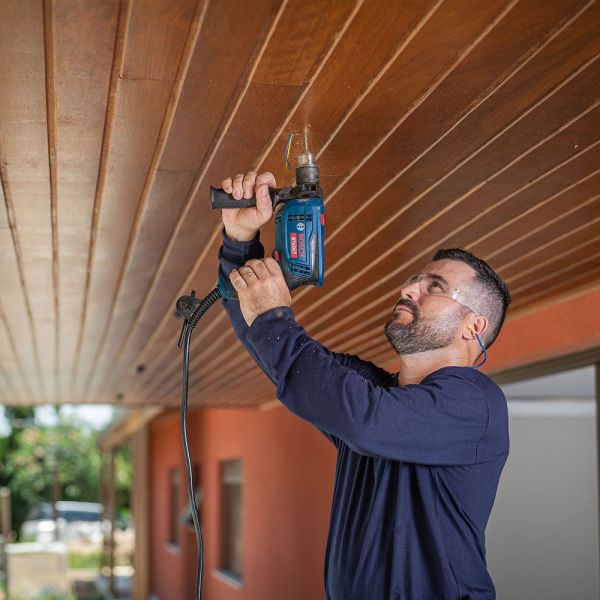 Furadeira de Impacto Bosch GSB 13 RE Bivolt 750W