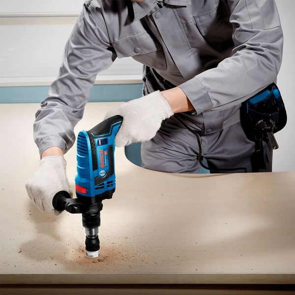 Furadeira de Impacto Bosch GSB 16 RE 750W 220V em Maleta