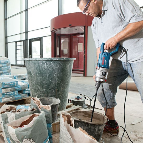 Furadeira de impacto GSB 162-2 RE 220V 1500W + Maleta Bosch