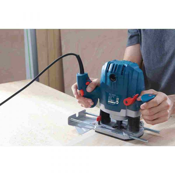 Tupia GOF 130 Bosch 1300W 220V Bosch