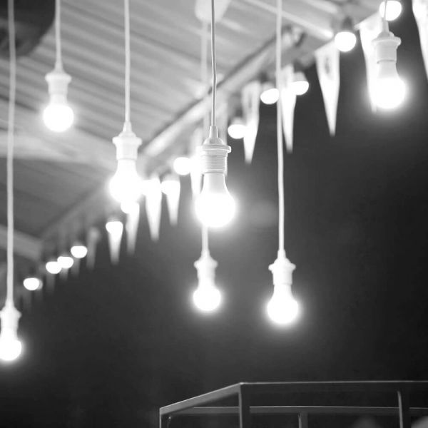 Kit 3 Lâmpadas Pera LED 15W Bivolt Luz Branca Avant