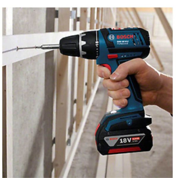 Kit Bosch 2 baterias GBA 18V 4,0Ah e Carregador GAL 1880 CV 220V