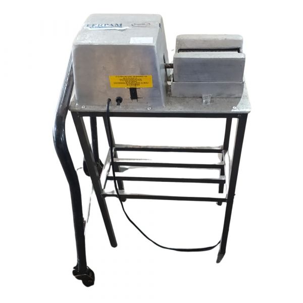 Máquina De Ralar Milho Com Bancada 1315F JF Maquinas