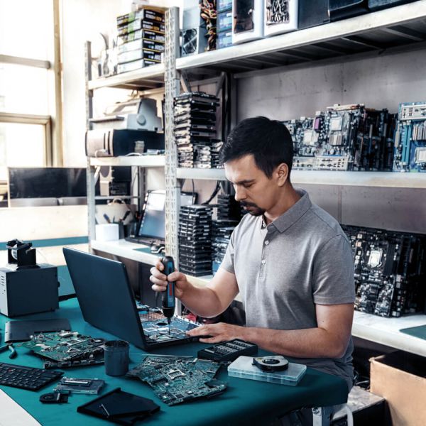 Parafusadeira a Bateria Bosch Go 3,6V BIVOLT com 2 Bits e 1 cabo USB