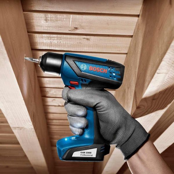 Parafusadeira Furadeira a bateria Bosch GSR 1000 Smart 12V 10 bits e maleta