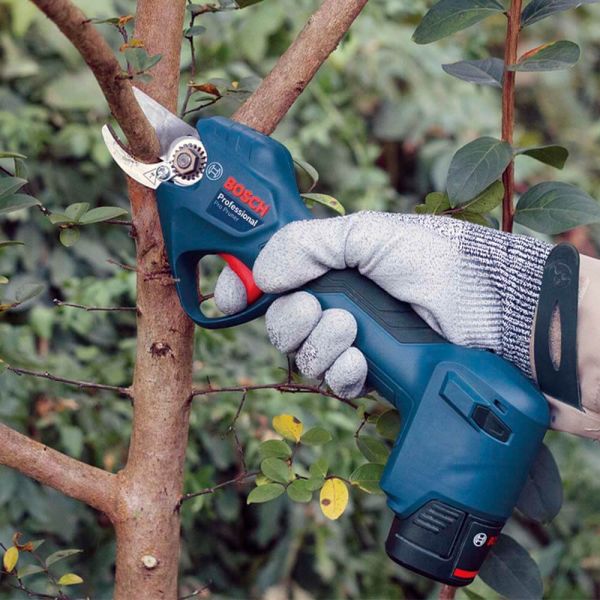 Tesoura de Poda a bateria Bosch Pro Pruner BRUSHLESS 12V Sem Bateria