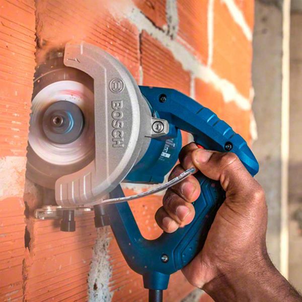 Serra Mármore Bosch GDC 151 TITAN 1500W 220V disco, kit e maleta