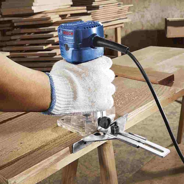 Tupia GKF 550 Com 550W 220V Com 2 Pinças Bosch